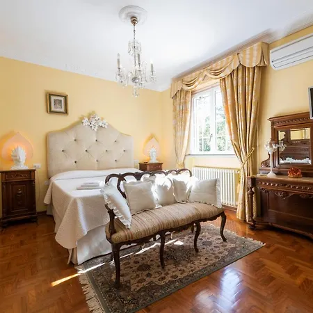 Villa La Quercia By Mmega